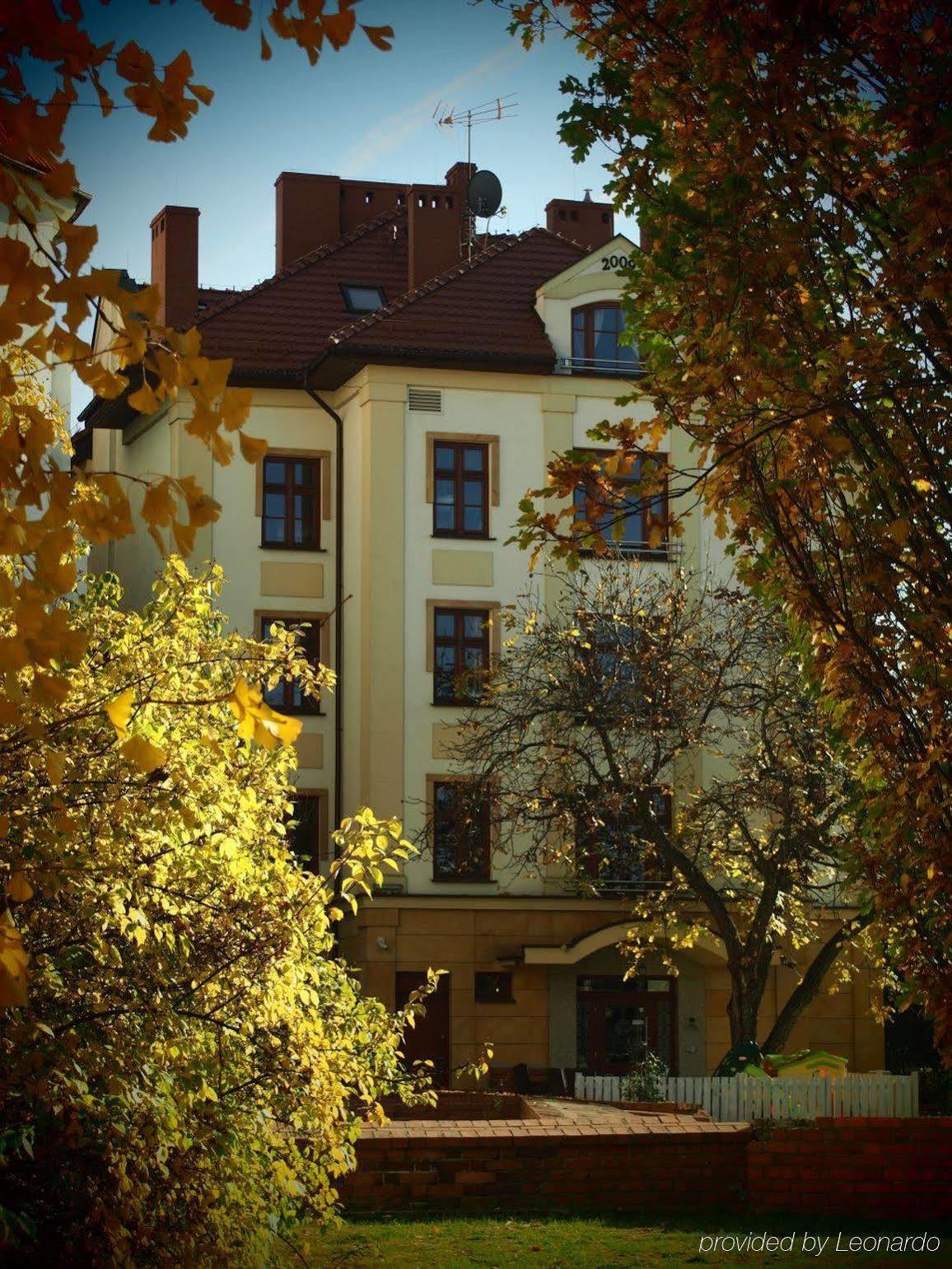 Готель Arte Бжеґ Екстер'єр фото